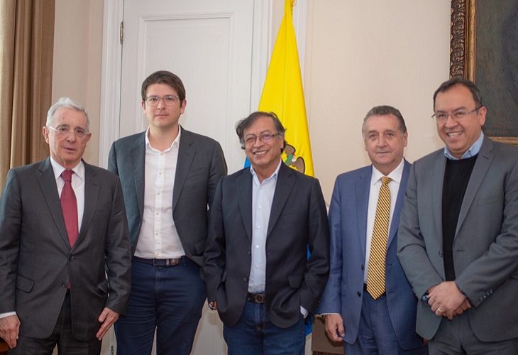 Petro y Uribe se reunieron, el presidente luego trinó "dialogar es de humanos"