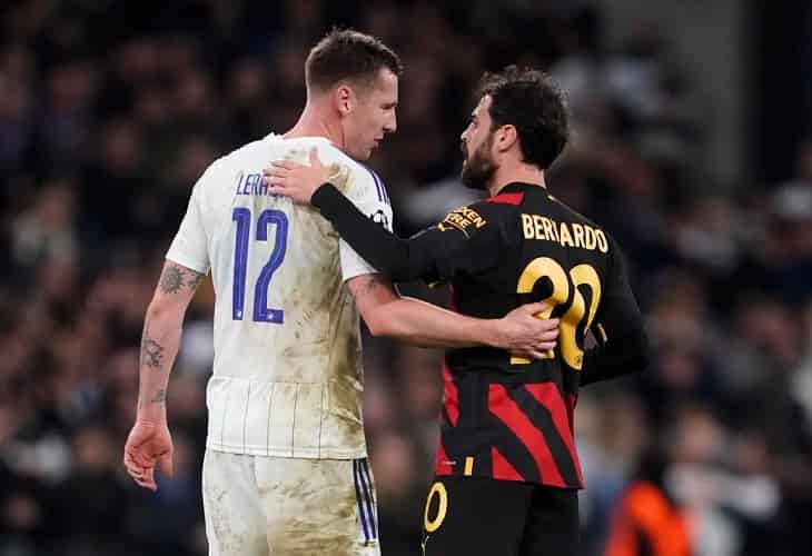 0-0. El Copenhague la arranca un punto a un City que jugó una hora con diez