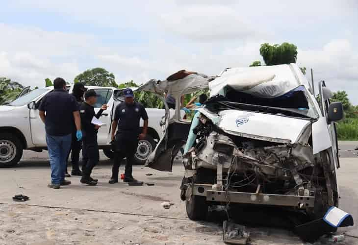 Dos migrantes muertos deja choque de vehículos en frontera sur de México