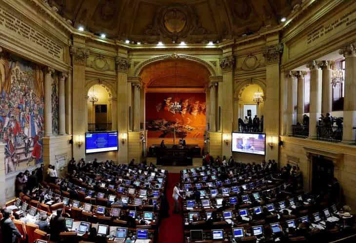Reforma Tributaria: cárcel para evasores y no impuesto al pan - El Congreso de Colombia ratifica el Acuerdo de Escazú después de tres años de su firma