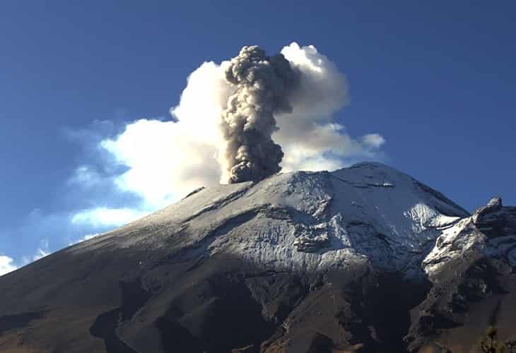 Ente contra desastres de México pide atender un domo en volcán Popocatépetl