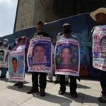 Familias de los 43 de Ayotzinapa condenan llegada de nuevo fiscal del caso