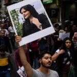 Irán acusa a dos periodistas que desvelaron el caso de Amini de trabajar con la CIA