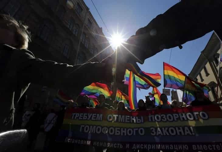 La Duma rusa aprueba en primera lectura la prohibición de la “propaganda LGBT”