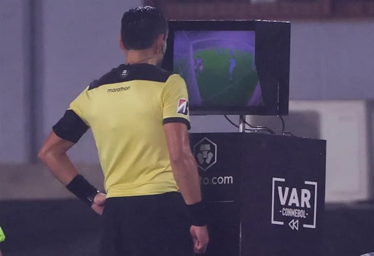 Las copas Libertadores y Sudamericana se jugarán con VAR desde la primera fase