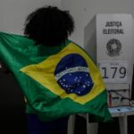 Los brasileños eligen a su presidente en un país polarizado hasta el último día