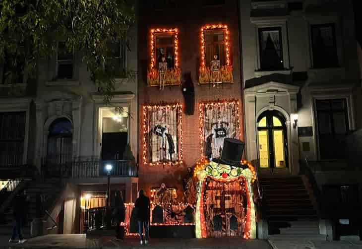 Los estadounidenses celebran Halloween sin miedo a los precios