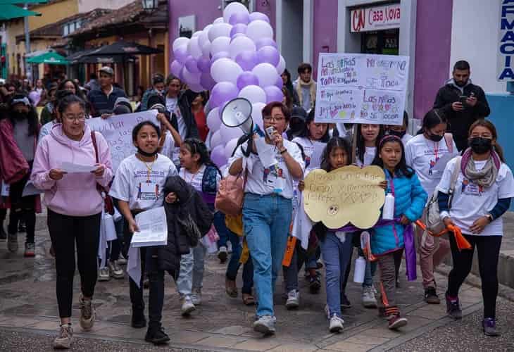 Marchan al sur de México para visibilizar la violencia contra niñas y mujeres
