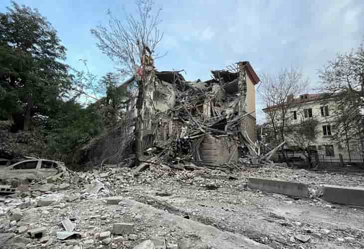 Rusia bombardea con diez misiles Zaporiyia, en la que está la central nuclear