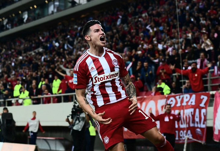 James Rodríguez anota su primer gol para Olympiacos ante el PAOK