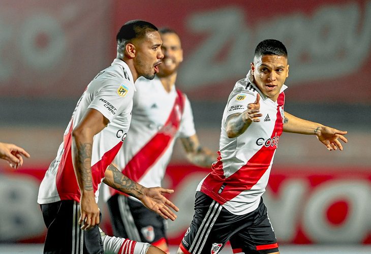 Juan Fernando Quintero sigue en racha y anota golazo de tiro libre