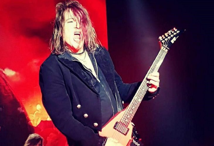Roban portátil del guitarrista de 'Helloween', en el aeropuerto de Bogotá