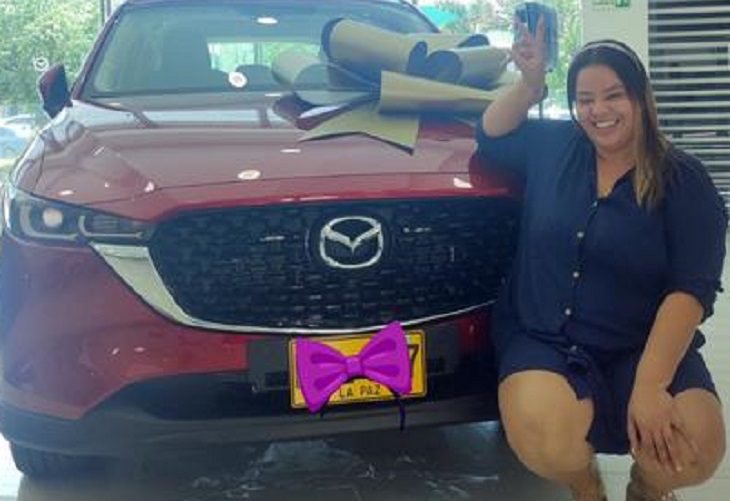 Lorena Campos, la emprendedora colombiana que compró "carro vendiendo 'raspaos'"