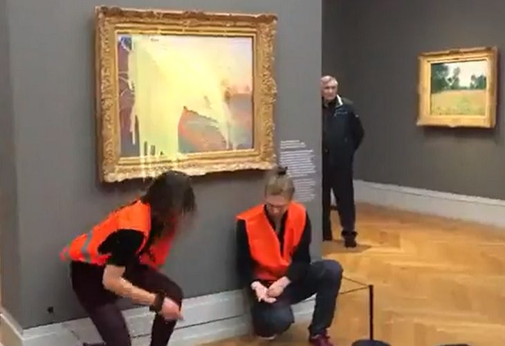 Pareja arroja puré de papas sobre obra maestra de Claude Monet, en Alemania