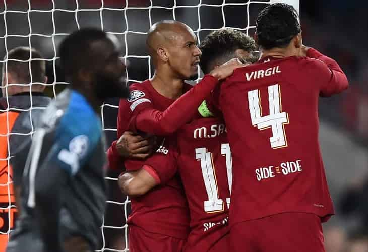 2-0. Salah y Darwin evitan otra decepción