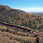 Ambientalistas protestan contra muro de contenedores entre Arizona y México