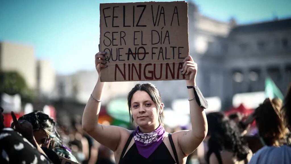 Argentina registra en un año 307 mujeres asesinadas por la violencia machista - feminicidios