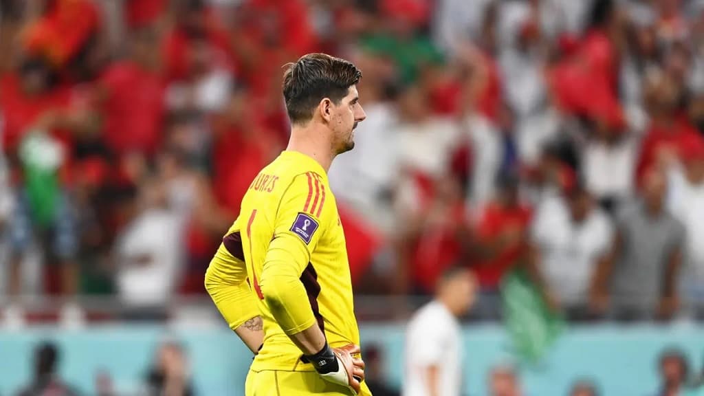 Bélgica se agarró a Thibaut Courtois y a la suerte para sacar los tres puntos frente a Canadá