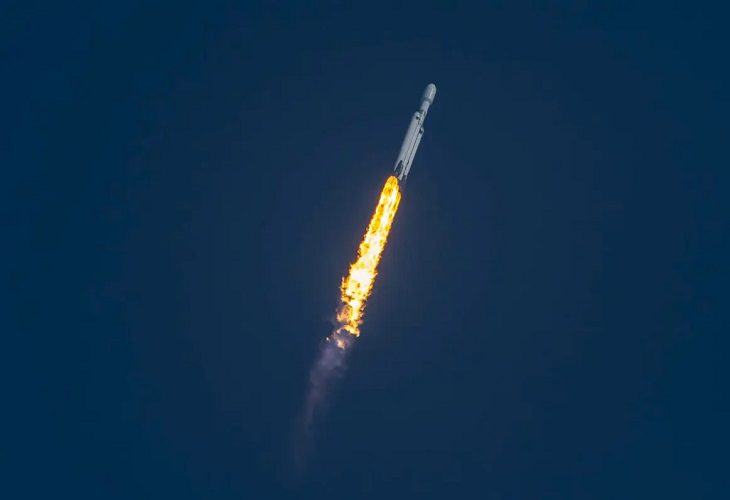 Despega el cohete Falcon Heavy con dos satélites de las Fuerzas Armadas de EE.UU.