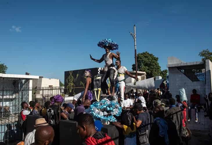 Haití celebra su fiesta vudú de los muertos pese a la crisis y la inseguridad
