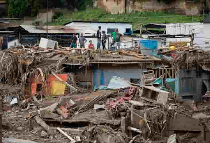 Haití dona alimentos para afectados por el deslave en la zona central de Venezuela