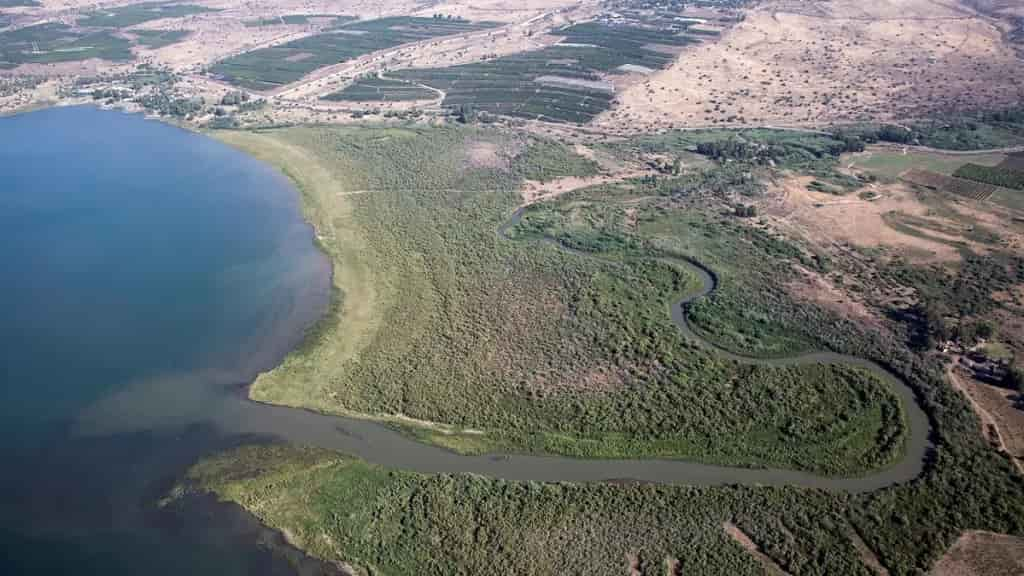 Jordania e Israel firman una declaración para rehabilitar el río Jordán y el mar Muerto