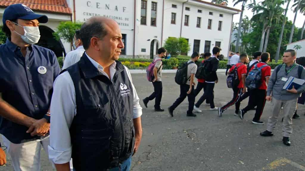 Liberan a 18 personas retenidas por las disidencias FARC en el Pacífico colombiano