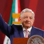 López Obrador vota a favor de que Donald Trump recupere su cuenta en Twitter