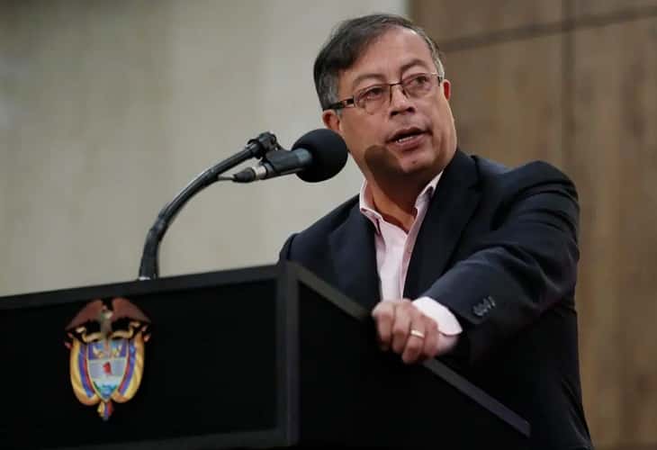 Petro firma ley que le da vía libre a su proyecto de “paz total”