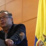Petro hablará con López Obrador sobre necesario cambio en política de drogas