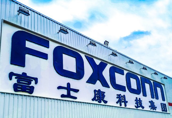 Confinan la ciudad de Zhengzhou, donde fábrica de iPhone produce el 80 % de sus móviles