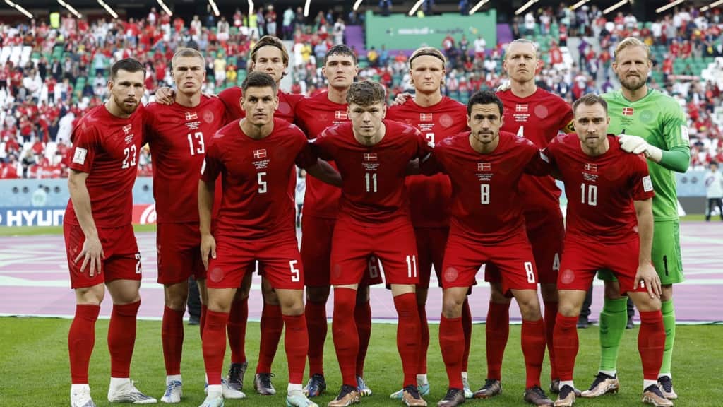 Dinamarca: RETIRARSE DE LA FIFA
