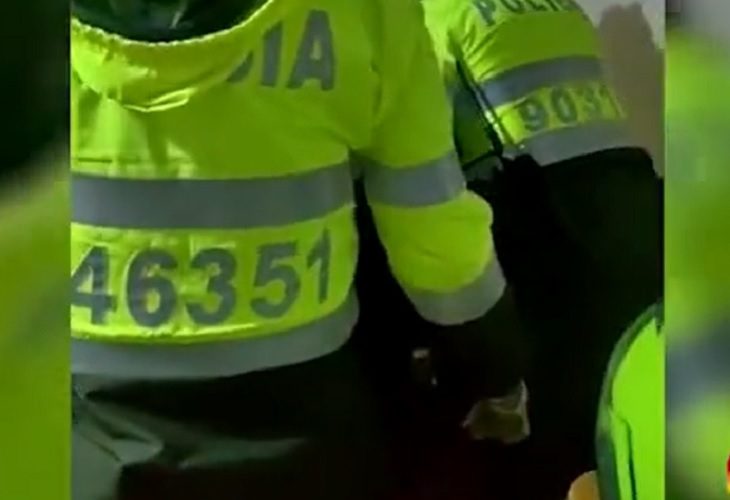 Muerte cerebral: Grave estado de salud del adolescente apuñalado por su pareja en un colegio de Bogotá---En la localidad de Ciudad Bolívar, hombre apuñaló al presunto violador de su hija-