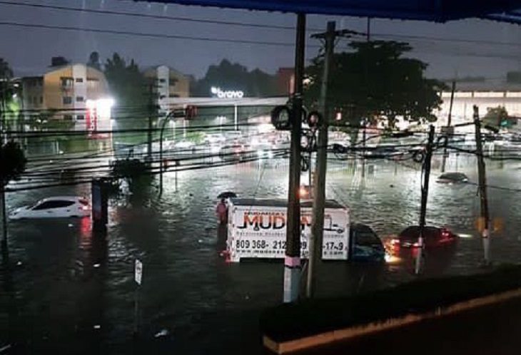 Lluvias del viernes en Santo Domingo sobrepasan registros de los últimos 40 años