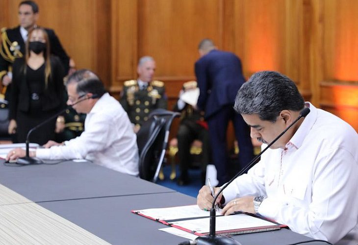 REUNIÓN EN CARACAS: Petro y Maduro se comprometen a fortalecer y mantener las relaciones bilaterales