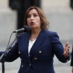 Boluarte exige al Congreso adelantar elecciones y niega que vaya a renunciar