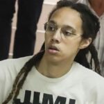 Brittney Griner se recupera en un hospital de Texas tras su liberación