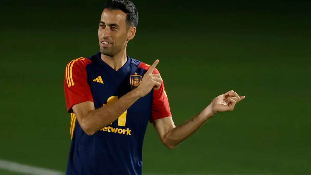 Busquets pone punto y final a su trayectoria con la selección española