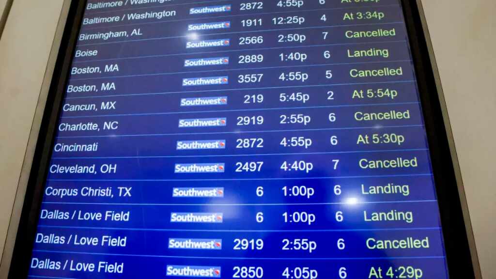 Casi 4000 vuelos cancelados en EEUU, más de la mitad de Southwest