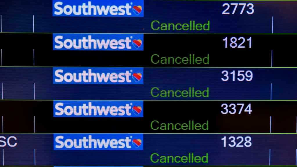 El colapso de Southwest provoca caos aéreo en EE.UU. tras una tormenta invernal