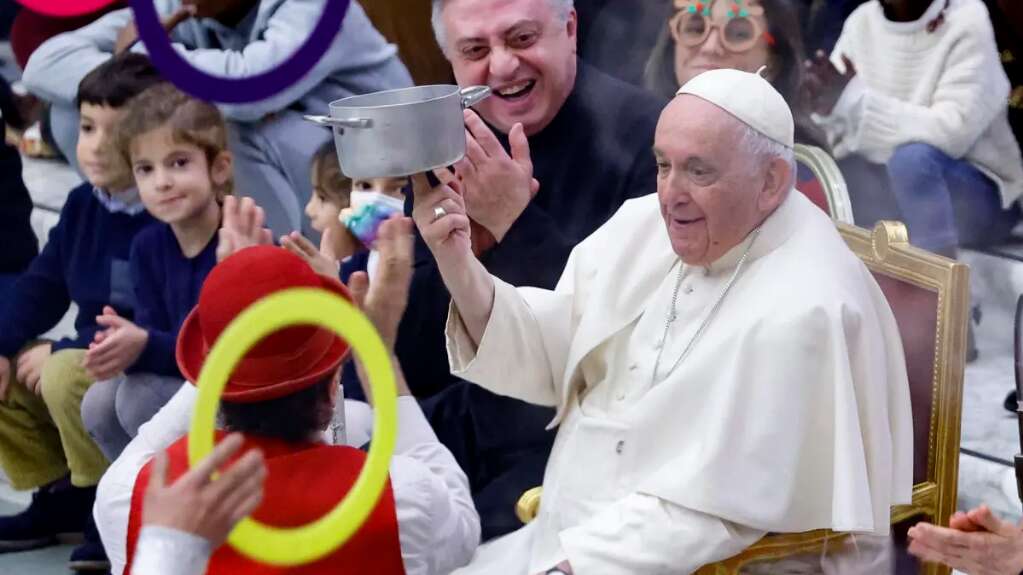 El papa: “Ya he firmado mi renuncia” en caso de impedimento médico