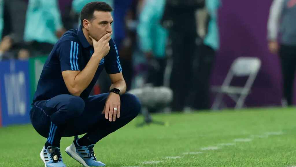 El presidente de la AFA no tiene «dudas» de la continuidad de Lionel Scaloni