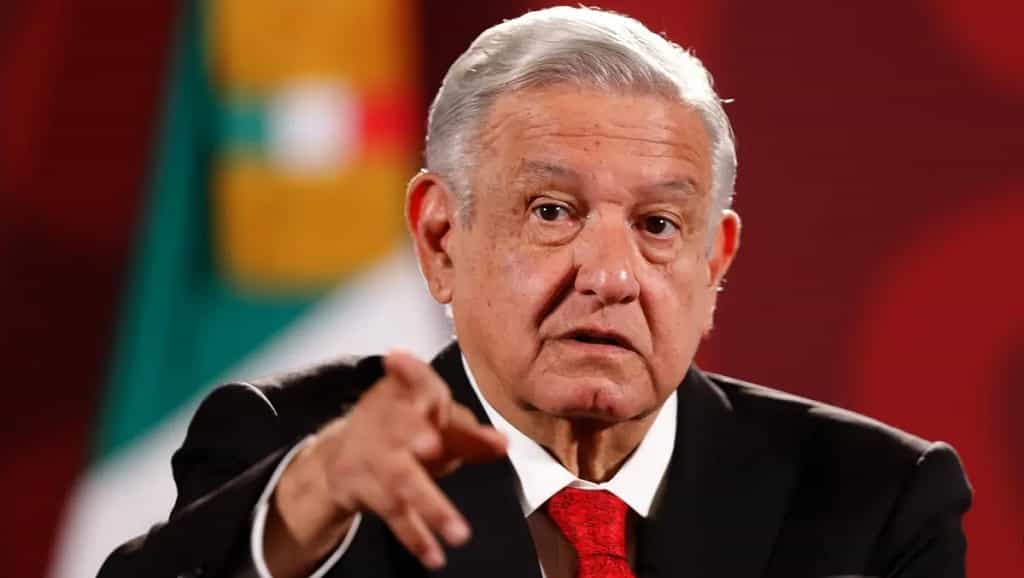 López Obrador defiende “plan b” tras rechazo a polémica reforma electoral