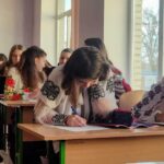 Los escolares ucranianos entran en la navidad tras su semestre más difícil
