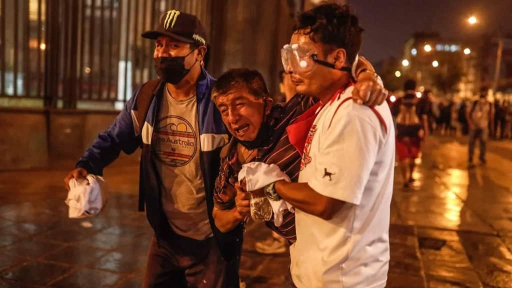 Muere una segunda persona en las protestas en Perú por el adelanto de las elecciones