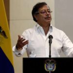 Petro anuncia un programa para quitarle 100