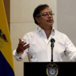 Petro pide a grupos que acatan tregua que designen voceros para negociar