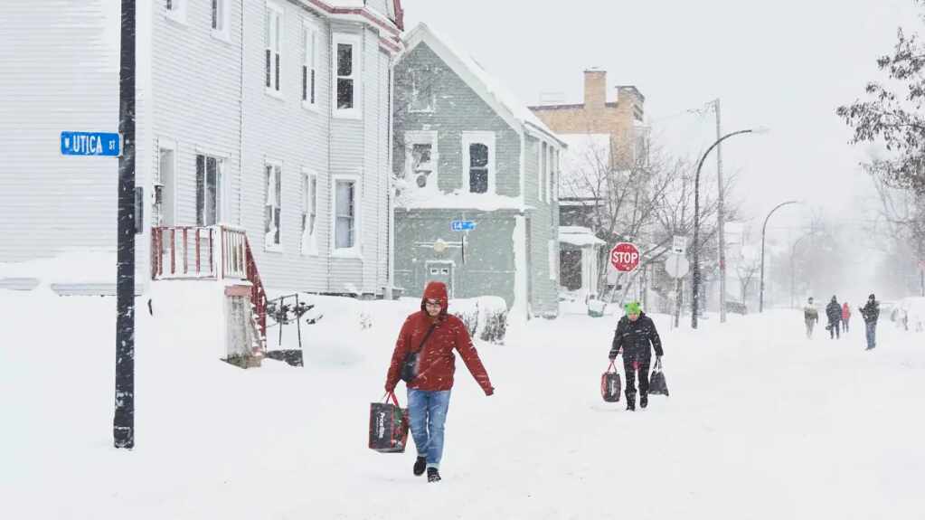 Reabren carreteras en zonas más afectadas por la tormenta en Nueva York