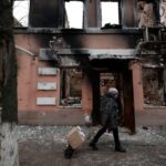 Rusia intenta avanzar en el este y se atrinchera en Crimea