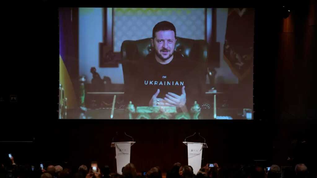 Zelenski - No hay drones suicidas que puedan apagar la estrella de Belén